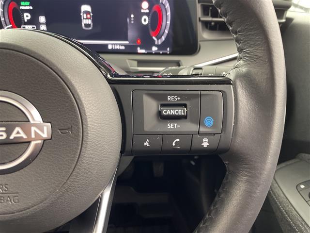 オーラ Ｇ　レザーエディション　純正９インチナビ　ＡＭ　ＦＭ　フルセグ　ＡｐｐｌｅＣａｒＰｌａｙ　ＨＤＭＩ　ＢＯＳＥパーソナルプラスサウンドシステム　全方位カメラ　レーダークルーズコントロール　ワイヤレス充電　レザーシート　ＥＴＣ（11枚目）