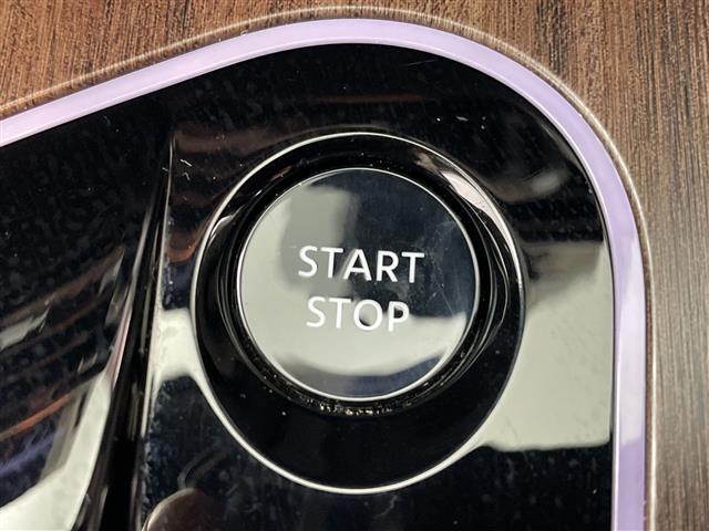 オーラ Ｇ　レザーエディション　純正９インチナビ　ＡＭ　ＦＭ　フルセグ　ＡｐｐｌｅＣａｒＰｌａｙ　ＨＤＭＩ　ＢＯＳＥパーソナルプラスサウンドシステム　全方位カメラ　レーダークルーズコントロール　ワイヤレス充電　レザーシート　ＥＴＣ（14枚目）