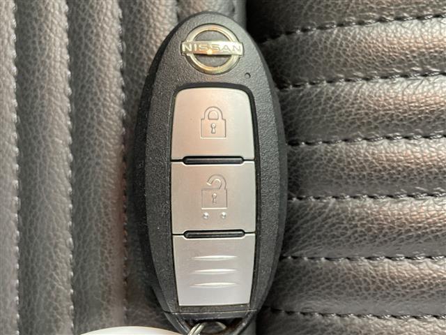 オーラ Ｇ　レザーエディション　純正９インチナビ　ＡＭ　ＦＭ　フルセグ　ＡｐｐｌｅＣａｒＰｌａｙ　ＨＤＭＩ　ＢＯＳＥパーソナルプラスサウンドシステム　全方位カメラ　レーダークルーズコントロール　ワイヤレス充電　レザーシート　ＥＴＣ（41枚目）