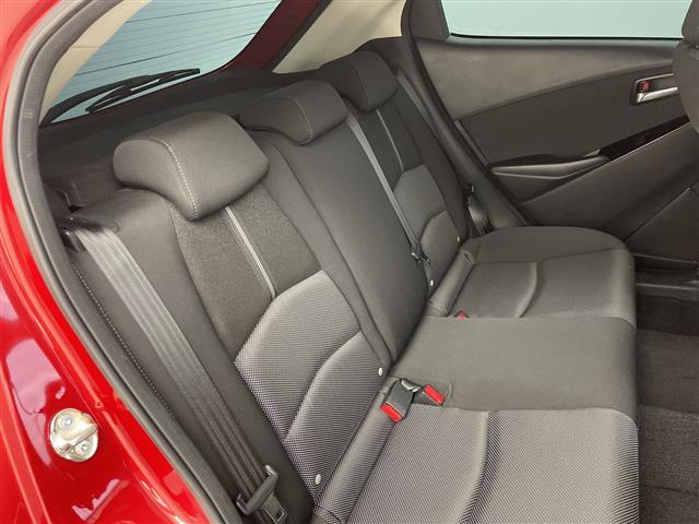 デミオ ＸＤツーリング　純正ナビ　バックカメラ　衝突軽減ブレーキ　レーンキープアシスト　クルーズコントロール　シートヒーター　ＨＩＤヘッドライト　ドライブレコーダー　ＥＴＣ　純正アルミホイール　純正フロアマット　パドルシフト（22枚目）