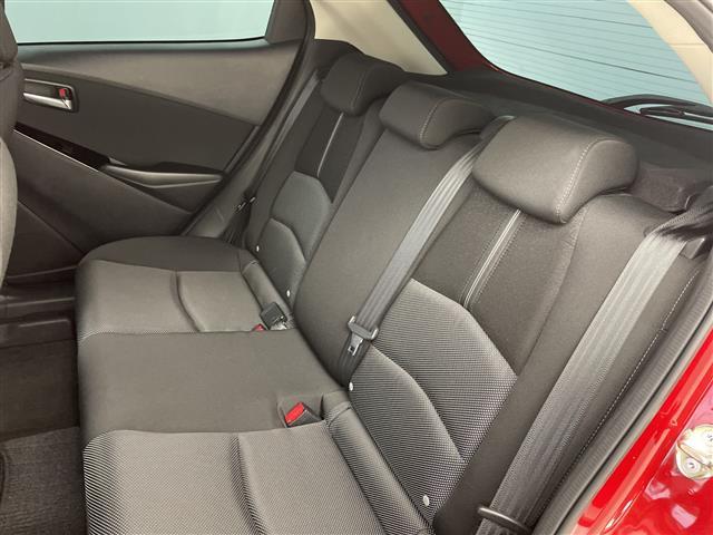 デミオ ＸＤツーリング　純正ナビ　バックカメラ　衝突軽減ブレーキ　レーンキープアシスト　クルーズコントロール　シートヒーター　ＨＩＤヘッドライト　ドライブレコーダー　ＥＴＣ　純正アルミホイール　純正フロアマット　パドルシフト（26枚目）