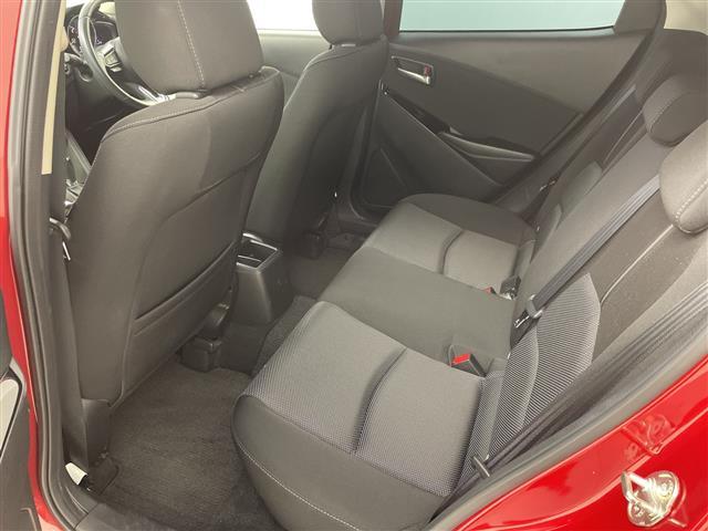 デミオ ＸＤツーリング　純正ナビ　バックカメラ　衝突軽減ブレーキ　レーンキープアシスト　クルーズコントロール　シートヒーター　ＨＩＤヘッドライト　ドライブレコーダー　ＥＴＣ　純正アルミホイール　純正フロアマット　パドルシフト（27枚目）