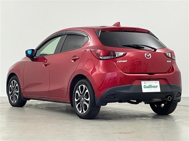 デミオ ＸＤツーリング　純正ナビ　バックカメラ　衝突軽減ブレーキ　レーンキープアシスト　クルーズコントロール　シートヒーター　ＨＩＤヘッドライト　ドライブレコーダー　ＥＴＣ　純正アルミホイール　純正フロアマット　パドルシフト（41枚目）