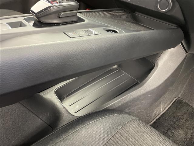 ノート Ｓ　デジタルインナーミラー　アラウンドビューモニター　レーンキープアシスト　エマージェンシーブレーキ　ブラインドスポットモニター　ＬＥＤヘッドライト　オートライト　オートマチックハイビーム　フォグランプ（17枚目）