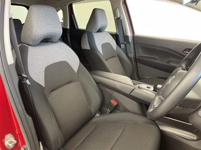 ノート Ｓ　デジタルインナーミラー　アラウンドビューモニター　レーンキープアシスト　エマージェンシーブレーキ　ブラインドスポットモニター　ＬＥＤヘッドライト　オートライト　オートマチックハイビーム　フォグランプ（22枚目）