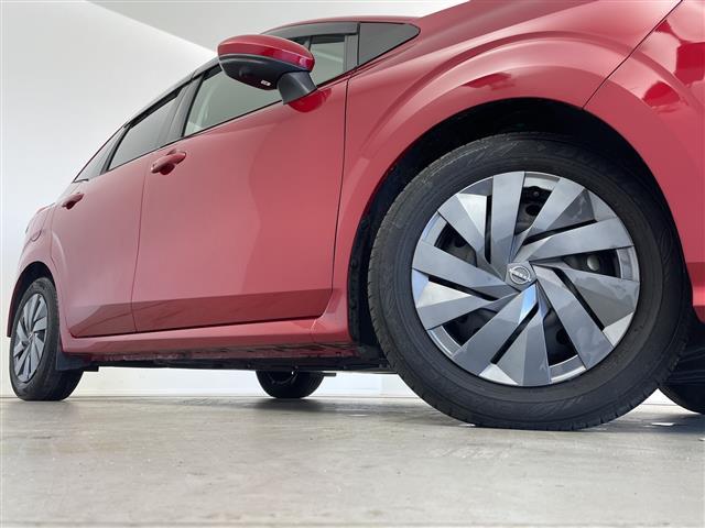 ノート Ｓ　デジタルインナーミラー　アラウンドビューモニター　レーンキープアシスト　エマージェンシーブレーキ　ブラインドスポットモニター　ＬＥＤヘッドライト　オートライト　オートマチックハイビーム　フォグランプ（39枚目）