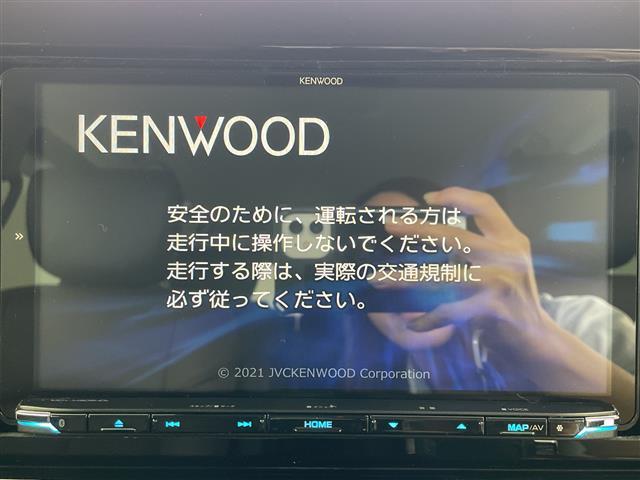 エルグランド ２５０ハイウェイスターＳ　社外９インチナビ　フリップダウンモニター　アラウンドビューモニター　エマージェンシーブレーキ　ハーフレザーシート　純正アルミホイール　両側パワースライドドア　レーダークルーズコントロール　ドラレコ（2枚目）
