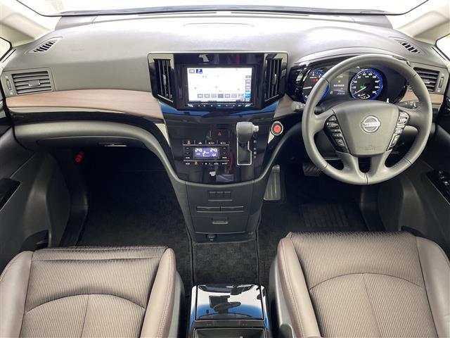 エルグランド ２５０ハイウェイスターＳ　社外９インチナビ　フリップダウンモニター　アラウンドビューモニター　エマージェンシーブレーキ　ハーフレザーシート　純正アルミホイール　両側パワースライドドア　レーダークルーズコントロール　ドラレコ（43枚目）