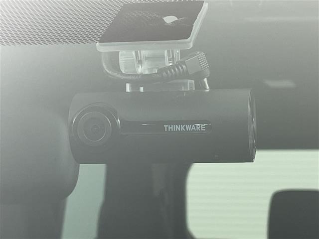 ヴォクシー ハイブリッドＳ－Ｚ　ユニバーサルステップ　純正ディスプレイオーディオナビ　フルセグ　ＢＴ　ＵＳＢ　ＤＶＤ　ＨＤＭＩ　Ｍｉｒａｃａｓｔ　バックカメラ　トヨタセーフティセンス　プリクラッシュセーフティ　レーダークルコン（7枚目）