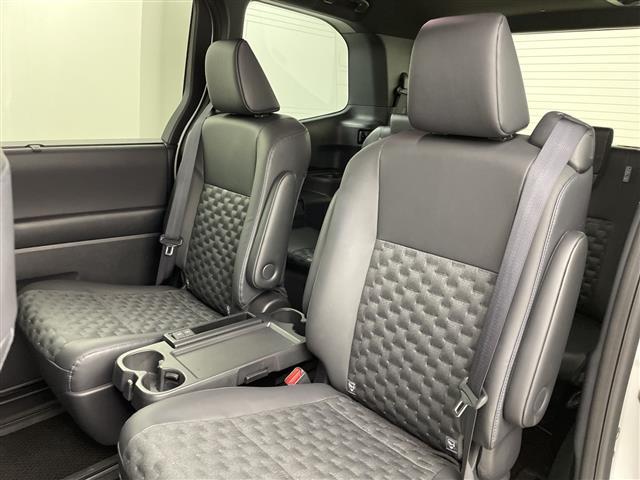 ヴォクシー ハイブリッドＳ－Ｚ　ユニバーサルステップ　純正ディスプレイオーディオナビ　フルセグ　ＢＴ　ＵＳＢ　ＤＶＤ　ＨＤＭＩ　Ｍｉｒａｃａｓｔ　バックカメラ　トヨタセーフティセンス　プリクラッシュセーフティ　レーダークルコン（27枚目）