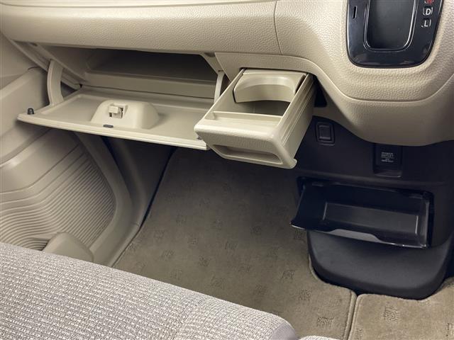Ｎ－ＢＯＸ Ｇ・Ｌホンダセンシング　社外ナビ　ＣＤ　ＤＶＤ　Ｂｌｕｅｔｏｏｔｈ　バックカメラ　両側スライドドア　レーダークルーズコントロール　ステアリングスイッチ　ビルトインＥＴＣ　プッシュスタート　電動格納ミラー　スマートキー（7枚目）