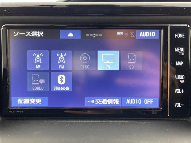 ヴォクシー ＺＳ　純正ナビ　ＣＤ　ＤＶＤ　フルセグＴＶ　Ｂｌｕｅｔｏｏｔｈ　バックカメラ　片側パワースライドドア　クルーズコントロール　前方ドライブレコーダー　ビルトインＥＴＣ　プッシュスタート　スマートキー（2枚目）