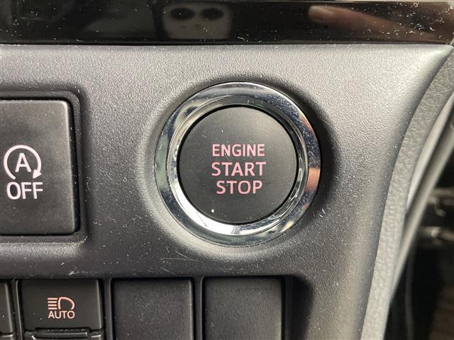 ヴォクシー ＺＳ　純正ナビ　ＣＤ　ＤＶＤ　フルセグＴＶ　Ｂｌｕｅｔｏｏｔｈ　バックカメラ　片側パワースライドドア　クルーズコントロール　前方ドライブレコーダー　ビルトインＥＴＣ　プッシュスタート　スマートキー（12枚目）