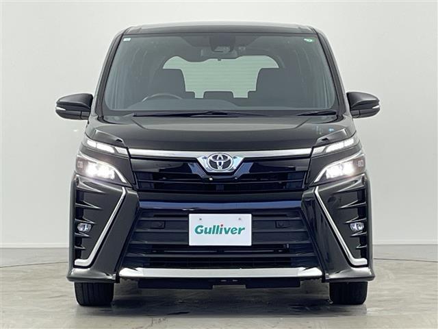 ヴォクシー ＺＳ　純正ナビ　ＣＤ　ＤＶＤ　フルセグＴＶ　Ｂｌｕｅｔｏｏｔｈ　バックカメラ　片側パワースライドドア　クルーズコントロール　前方ドライブレコーダー　ビルトインＥＴＣ　プッシュスタート　スマートキー（30枚目）