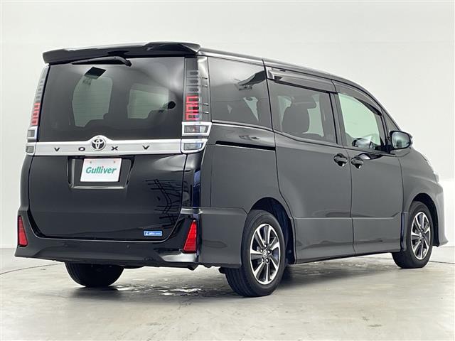 ヴォクシー ＺＳ　純正ナビ　ＣＤ　ＤＶＤ　フルセグＴＶ　Ｂｌｕｅｔｏｏｔｈ　バックカメラ　片側パワースライドドア　クルーズコントロール　前方ドライブレコーダー　ビルトインＥＴＣ　プッシュスタート　スマートキー（35枚目）
