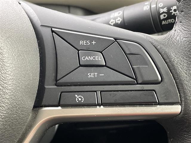 セレナ ハイウェイスター　純正ナビ　ＣＤ　ＤＶＤ　Ｂｌｕｅｔｏｏｔｈ　フルセグ　全周囲カメラ　ハンズフリーオートスライドドア　電動ドア　インテリジェントパークアシスト　衝突軽減　車線逸脱警報　ソナー　クルーズコントロール（9枚目）