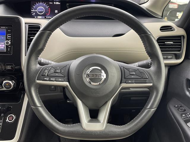 セレナ ハイウェイスター　純正ナビ　ＣＤ　ＤＶＤ　Ｂｌｕｅｔｏｏｔｈ　フルセグ　全周囲カメラ　ハンズフリーオートスライドドア　電動ドア　インテリジェントパークアシスト　衝突軽減　車線逸脱警報　ソナー　クルーズコントロール（14枚目）