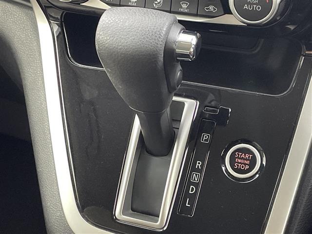 セレナ ハイウェイスター　純正ナビ　ＣＤ　ＤＶＤ　Ｂｌｕｅｔｏｏｔｈ　フルセグ　全周囲カメラ　ハンズフリーオートスライドドア　電動ドア　インテリジェントパークアシスト　衝突軽減　車線逸脱警報　ソナー　クルーズコントロール（19枚目）