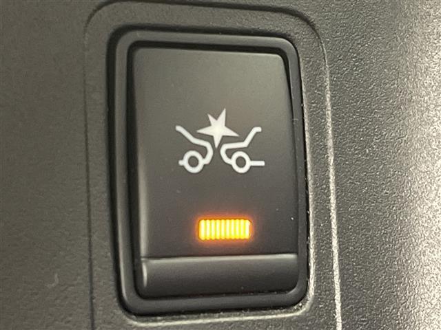 セレナ ハイウェイスター　Ｖセレクション　純正ナビ　パーキングアシスト　アラウンドビューカメラ　両側パワースライドドア　衝突軽減ブレーキ　コーナーセンサー　クルーズコントロール　純正アルミホイール　ＥＴＣ　ＬＥＤヘッドライト　プッシュスタート（6枚目）