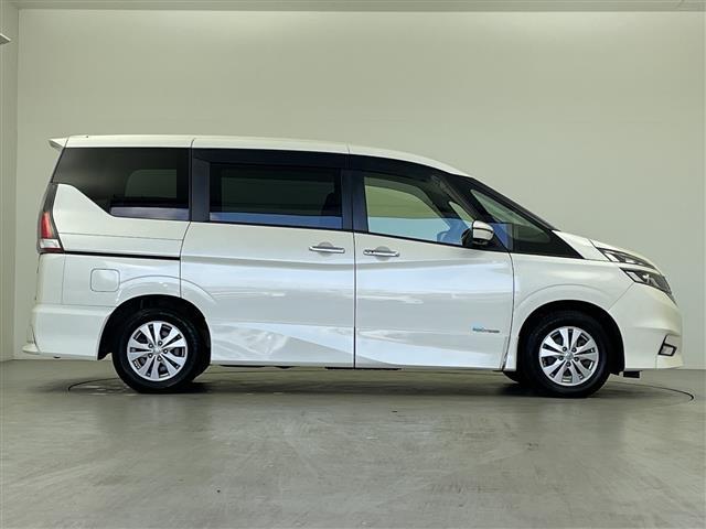 セレナ ハイウェイスター　Ｖセレクション　純正ナビ　パーキングアシスト　アラウンドビューカメラ　両側パワースライドドア　衝突軽減ブレーキ　コーナーセンサー　クルーズコントロール　純正アルミホイール　ＥＴＣ　ＬＥＤヘッドライト　プッシュスタート（32枚目）