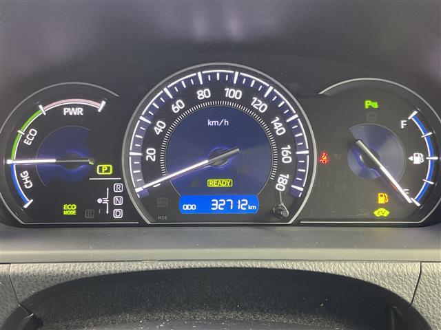 エスクァイア ハイブリッドGi プレミアムパッケージ ALPINE9インチナビ CD DVD SD Bluetooth HDMI ALPINEフリップダウンモニター 両側パワースライドドア バックカメラ クルーズコントロール 前席シートヒーター ETC(18枚目)