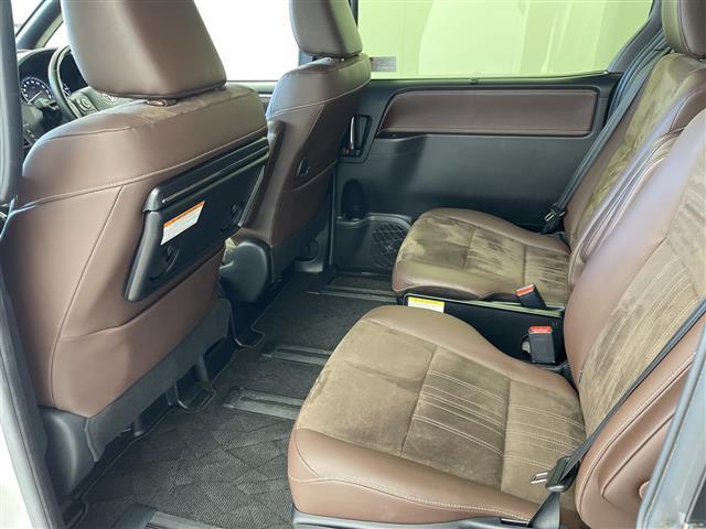 エスクァイア ハイブリッドGi プレミアムパッケージ ALPINE9インチナビ CD DVD SD Bluetooth HDMI ALPINEフリップダウンモニター 両側パワースライドドア バックカメラ クルーズコントロール 前席シートヒーター ETC(26枚目)