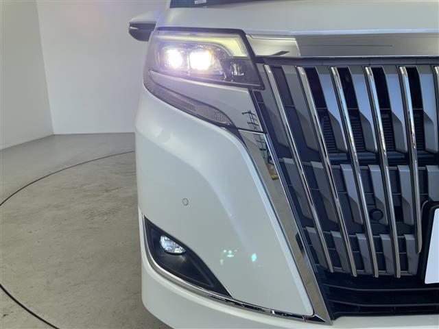 エスクァイア ハイブリッドGi プレミアムパッケージ ALPINE9インチナビ CD DVD SD Bluetooth HDMI ALPINEフリップダウンモニター 両側パワースライドドア バックカメラ クルーズコントロール 前席シートヒーター ETC(37枚目)