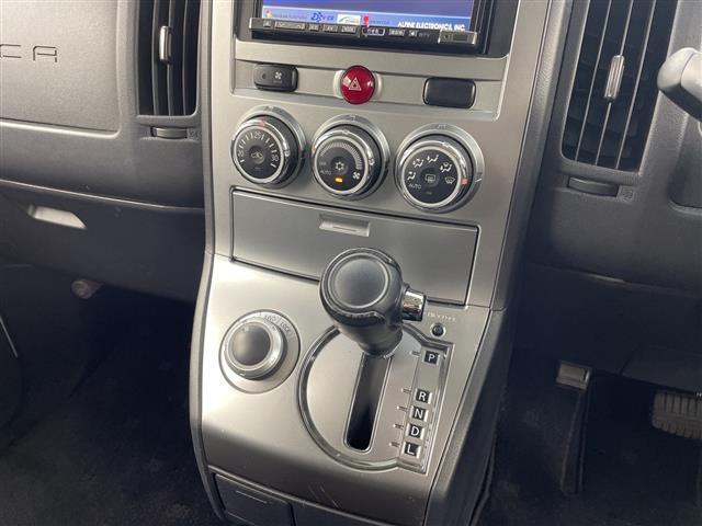 デリカD:5 D パワーパッケージ アルパインナビ Bluetooth バッツクカメラ 両側パワースライドドア 4WD ETC オートヘッドライト パドルシフト 革巻きステアリング 電格ミラー クルーズコントロール スマートキー(6枚目)