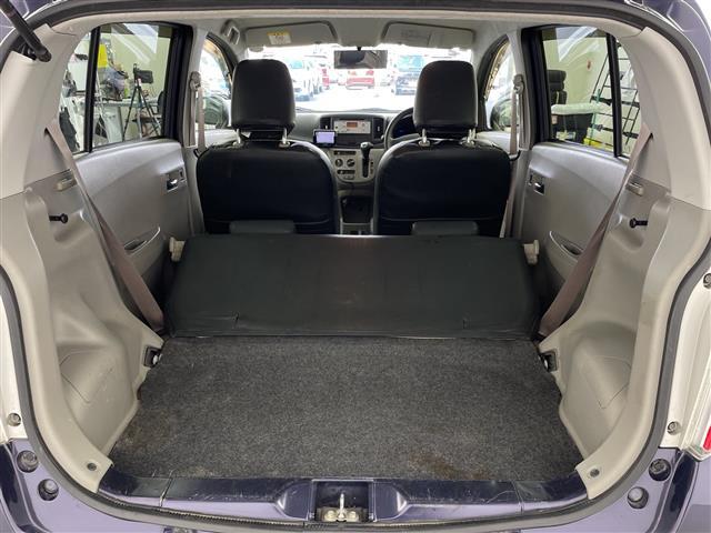 ミライース X メモリアルエディション 純正アルミホイール 純正オーディオ ポータブルナビ エアコン パワーウィンドウ アイドリングストップ リモコンキー フロアマット ドアバイザー ヘッドライトレベライザー 電動格納ミラー シートカバー(26枚目)