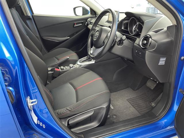 デミオ XDツーリング 純正メーカーナビ TV バックカメラ ステアリングスイッチ パドルシフト ETC クルーズコントロール ヘッドアップディスプレイ ドライブレコーダー LEDヘッドライト スマートシティサポート(28枚目)