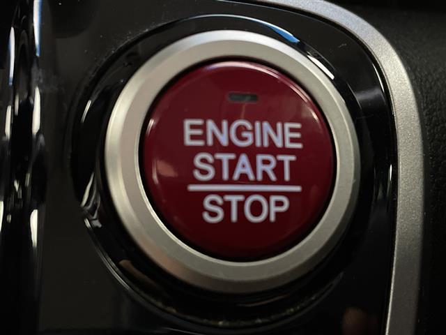 Ｎ－ＢＯＸカスタム Ｇ　純正８インチナビ　ＣＤ　ＤＶＤ　Ｂｌｕｅｔｏｏｔｈ　ＴＶ　ＨＤＭＩ　ＳＤ　バックカメラ　両側パワースライドドア　ＥＴＣ　フォグランプ　スマートキー　電動格納ミラー　純正ＡＷ　ドアバイザー　ＬＥＤライト（14枚目）