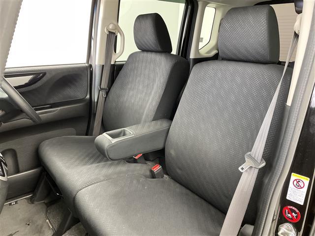 Ｎ－ＢＯＸカスタム Ｇ　純正８インチナビ　ＣＤ　ＤＶＤ　Ｂｌｕｅｔｏｏｔｈ　ＴＶ　ＨＤＭＩ　ＳＤ　バックカメラ　両側パワースライドドア　ＥＴＣ　フォグランプ　スマートキー　電動格納ミラー　純正ＡＷ　ドアバイザー　ＬＥＤライト（19枚目）