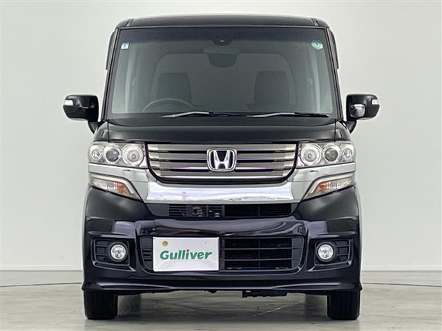 Ｎ－ＢＯＸカスタム Ｇ　純正８インチナビ　ＣＤ　ＤＶＤ　Ｂｌｕｅｔｏｏｔｈ　ＴＶ　ＨＤＭＩ　ＳＤ　バックカメラ　両側パワースライドドア　ＥＴＣ　フォグランプ　スマートキー　電動格納ミラー　純正ＡＷ　ドアバイザー　ＬＥＤライト（27枚目）