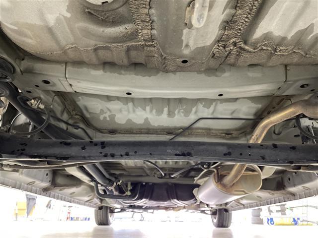 Ｎ－ＢＯＸカスタム Ｇ　純正８インチナビ　ＣＤ　ＤＶＤ　Ｂｌｕｅｔｏｏｔｈ　ＴＶ　ＨＤＭＩ　ＳＤ　バックカメラ　両側パワースライドドア　ＥＴＣ　フォグランプ　スマートキー　電動格納ミラー　純正ＡＷ　ドアバイザー　ＬＥＤライト（40枚目）