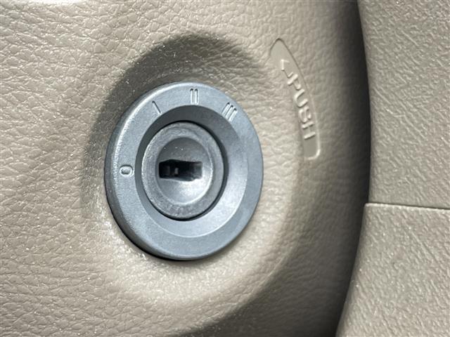 ライフ Ｇ　純正フロアマット　純正ドアバイザー　スペアキー　ＥＴＣ　パワーウィンドウ　パワーステアリング　ヘッドライトレベライザー　ＨＩＤヘッドライト　電動格納ミラー　リモコンキー（9枚目）