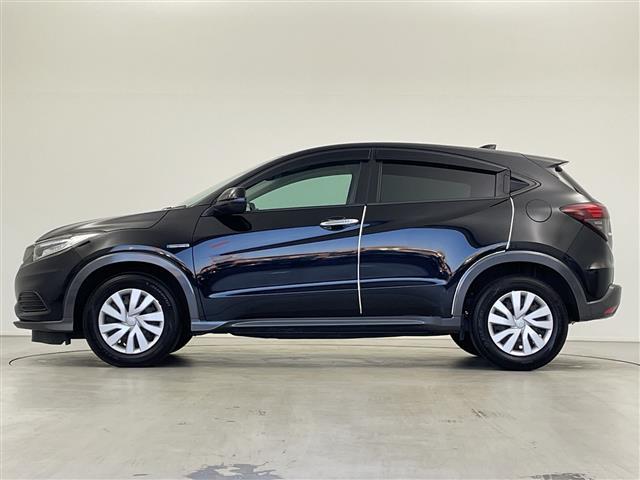 ヴェゼル ハイブリッド・ホンダセンシング　純正７インチナビ　ＣＤ　ＤＶＤ　Ｂｌｕｅｔｏｏｔｈ　フルセグ　バックカメラ　前後ドライブレコーダー　レーダークルーズコントロール　パドルシフト　ステアリングスイッチ　ＥＴＣ　レザーシート　スマートキー（31枚目）