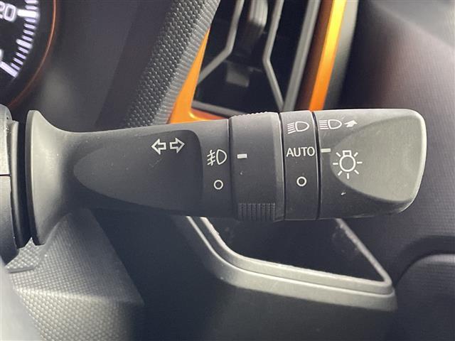 タフト Ｇ　純正７インチナビ　フルセグＴＶ　バッツクカメラ　前席シートヒーター　プッシュスタート　スマートキー　アイドリングストップ　ガラスルーフ　前後ドラレコ　電子パーキング　ステアリングスイッチ　ＥＴＣ（10枚目）