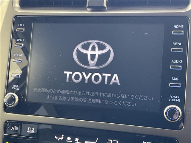プリウス Ｓツーリングセレクション・ブラックエディション　メーカーナビ　フルセグＴＶ　Ｂｌｕｅｔｏｏｔｈ　追従型クルーズコントロール　レーンキープアシスト　ＡＣ１００Ｖ　シートヒーター　ステアリングリモコン　ビルトインＥＴＣ　純正フロアマット　電格ミラー（4枚目）