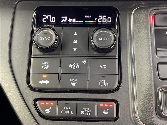 ステップワゴン ｅ：ＨＥＶスパーダ　プレミアムライン　１５．６インチフリップダウンモニター　１１．４インチディーラーオプションナビ　ＣＤ　ＤＶＤ　Ｂｌｕｅｔｏｏｔｈ　ＵＳＢ　フルセグ　全周囲カメラ　両側パワースライドドア　ホンダセンシング　シートヒーター（10枚目）