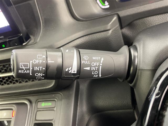 ステップワゴン ｅ：ＨＥＶスパーダ　プレミアムライン　１５．６インチフリップダウンモニター　１１．４インチディーラーオプションナビ　ＣＤ　ＤＶＤ　Ｂｌｕｅｔｏｏｔｈ　ＵＳＢ　フルセグ　全周囲カメラ　両側パワースライドドア　ホンダセンシング　シートヒーター（16枚目）