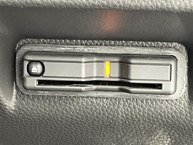 ステップワゴン ｅ：ＨＥＶスパーダ　純正１１型ナビ　フリップダウンモニター　バックカメラ　ブラインドスポットモニター　ドライブレコーダー　ＥＴＣ　両側パワースライドドア　ハーフレザーシート　シートヒーター　レーダークルーズコントロール（20枚目）