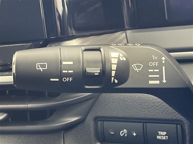 ノート Ｘ　エマージェンシーブレーキ　ＫＥＮＷＯＯＤナビ　ステアリングスイッチ　プッシュスタート　スマートキー　スペアキー　電子パーキングブレーキ　オートホールド　オートＬＥＤヘッドライト　前方ドラレコ（13枚目）