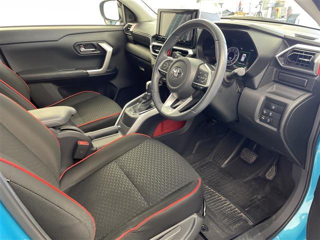 ライズ Ｚ　純正９インチナビ　全方位モニター　衝突軽減ブレーキ　レーンキープアシスト　コーナーセンサー　レーダークルーズコントロール　ＥＴＣ　ドライブレコーダー　シートヒーター　純正アルミホイール　フロアマット（21枚目）