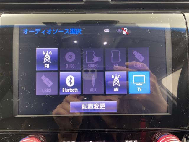 カムリ Ｇレザーパッケージ　メーカーナビ　フルセグＴＶ　Ｂｌｕｅｔｏｏｔｈ　フルモデリスタエアロ　電子パーキング　ホールド機能　コーナーセンサー　ビルトインＥＴＣ　純正ドラレコ　純正アルミホイール　ＬＥＤヘッドライト　Ｂカメ（5枚目）