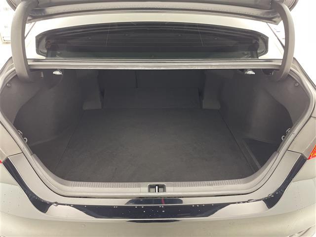 カムリ Ｇレザーパッケージ　メーカーナビ　フルセグＴＶ　Ｂｌｕｅｔｏｏｔｈ　フルモデリスタエアロ　電子パーキング　ホールド機能　コーナーセンサー　ビルトインＥＴＣ　純正ドラレコ　純正アルミホイール　ＬＥＤヘッドライト　Ｂカメ（34枚目）