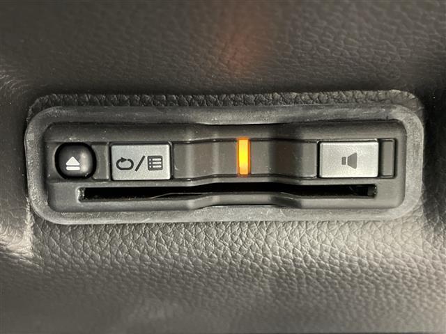 ステップワゴン ｅ：ＨＥＶスパーダ　プレミアムライン　純正１１．４インチナビ　ＡｐｐｌｅＣａｒＰｌａｙ／ａｎｄｒｏｉｄＡＵＴＯ　純正１５．６インチ後席モニター　マルチビューカメラ　純正前後ドライブレコーダー　ＥＴＣ　社外レーダー　１・２列目シートヒーター（11枚目）