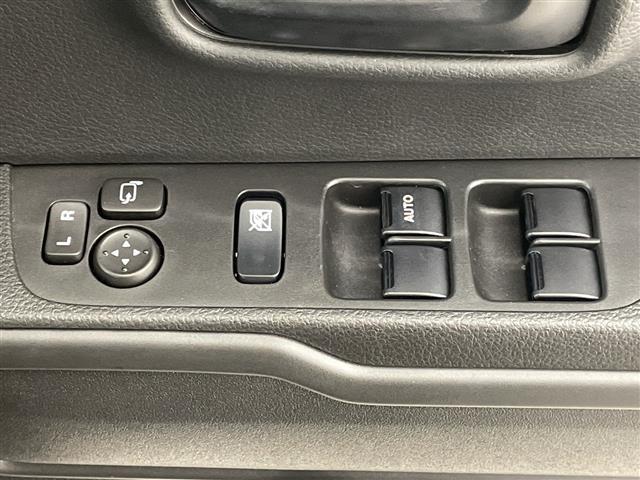 ハスラー ハイブリッドＧ　７インチナビ　ＣＤ　Ｂｌｕｅｔｏｏｔｈ　ＳＤ　ワンセグＴＶ　スズキセーフティサポート　デュアルカメラブレーキサポート　後退時ブレーキサポート　車線逸脱抑制制御機能　車線逸脱警報機能　パーキングソナー（17枚目）