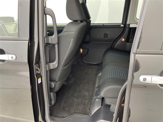 トール カスタムＧ　アルパイン９型ナビ　フルセグ　Ｂｌｕｅｔｏｏｔｈ　ＣＤ　ＤＶＤ　ＵＳＢ　ＨＤＭＩ　全周囲カメラ　両側電動スライドドア　スマートアシスト　衝突軽減　レーンキープアシスト　レーダークルーズコントロール（25枚目）