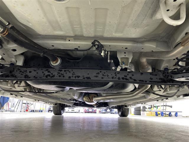 スペーシアカスタム ハイブリッドＸＳ　８型ナビ　Ｂｌｕｅｔｏｏｔｈ　バックカメラ　デュアルカメラブレーキサポート　衝突被害軽減　レーンキープアシスト　　コーナーセンサー　レーダークルーズコントロール　両側電動スライドドア　シートヒーター（41枚目）