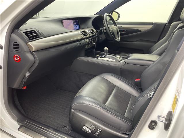 ＬＳ ＬＳ４６０　Ｆスポーツ　サンルーフ　ステアリングヒーター　レクサスプレミアムサウンドシステム　Ｆスポーツレザーシート　パワーシート　シートメモリー　シートヒーター　シートベンチレーション　パワーバックドア　エアサスペンション（28枚目）